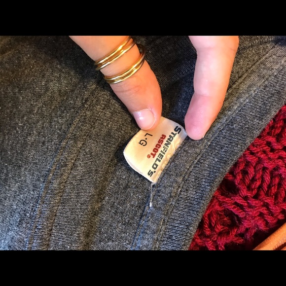 Thick grey long sleeve shirt large - Picture 2 of 6